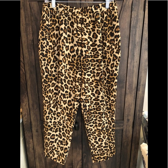 H&M Cheetah Print Ankle Pant - Picture 1 of 3